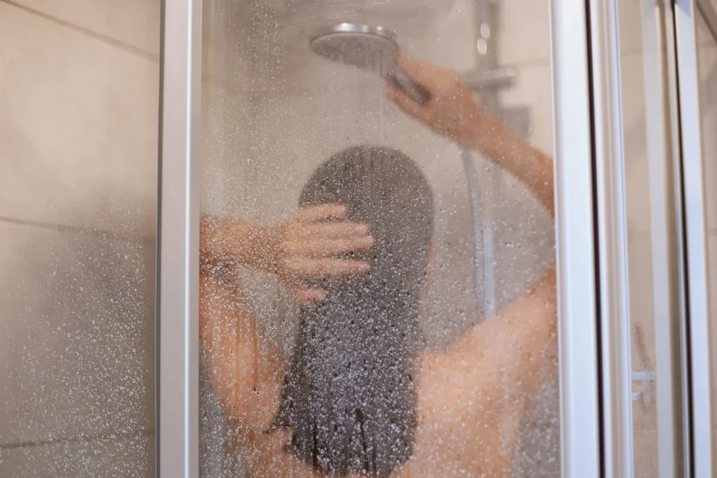 douche bouchée les causes et les solutions à mettre en place